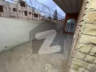 ڈی ایچ اے فیز 7 ڈی ایچ اے ڈیفینس,کراچی میں 3 کمروں کا 1 کنال زیریں پورشن 2.0 لاکھ میں کرایہ پر دستیاب ہے۔
