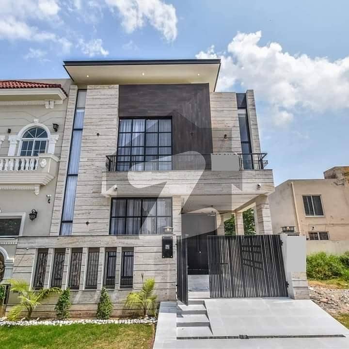 5 MARLA MODERN HOUSE FOR RENT 5 MARLA MODERN HOUSE FOR RENT