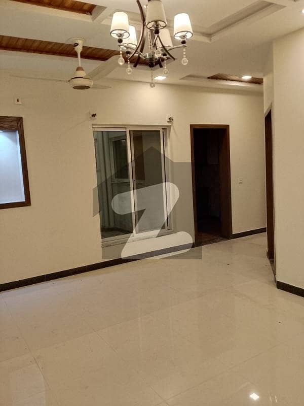 8 Marla House For Rent 8 Marla House For Rent