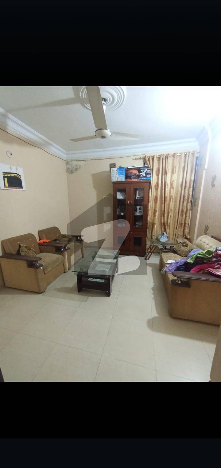 Flat for sale main bhadurabad road Flat for sale main bhadurabad road