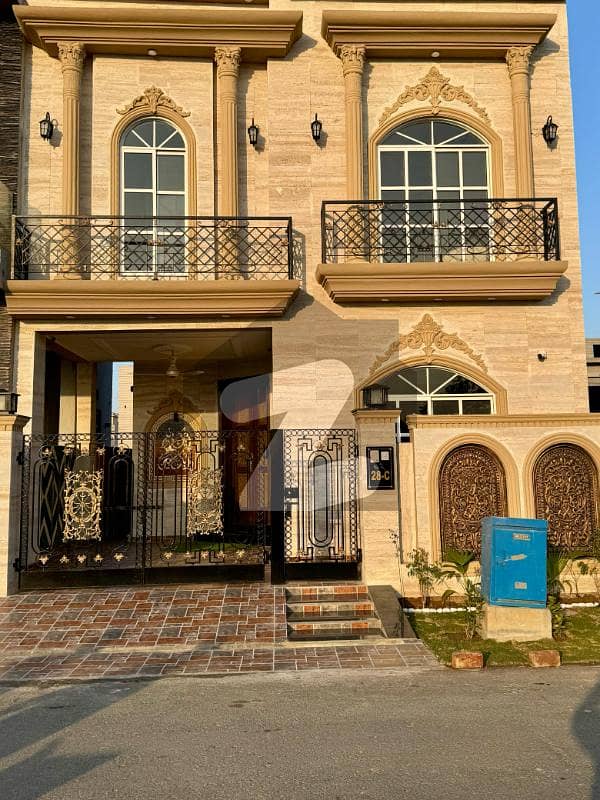 5 MARLA SPANISH DESIGN HOUSE FOR SALE 5 MARLA SPANISH DESIGN HOUSE FOR SALE