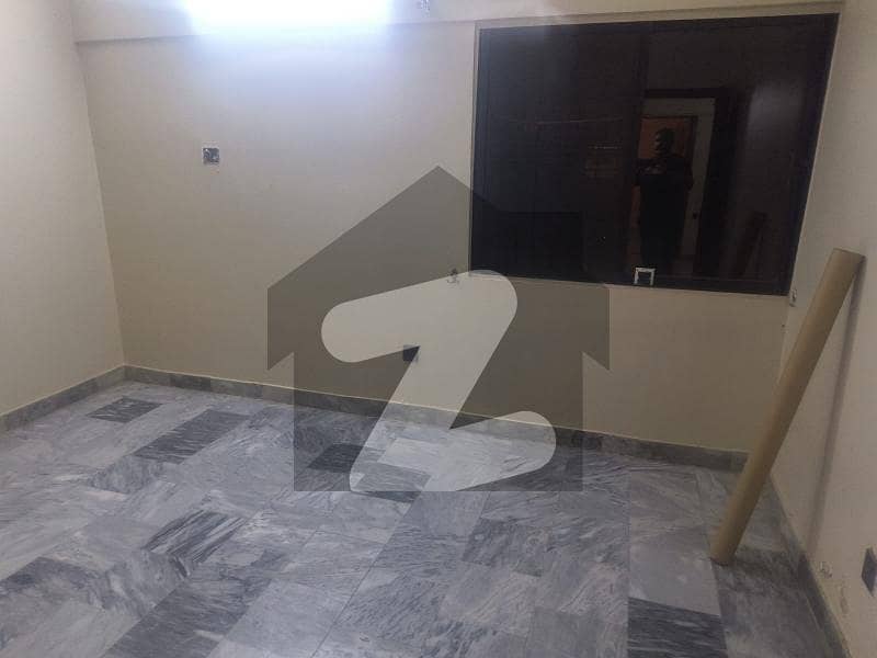 3 bed dd Available For Rent