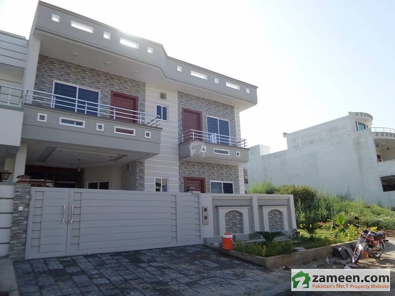 Corner Double Unit Double Storey House Is Available For Sale