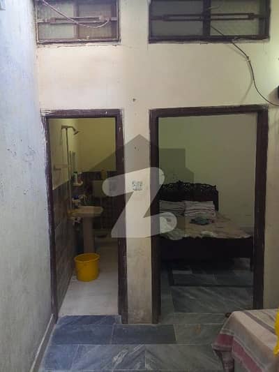 پیپلز کالونی راولپنڈی میں 2 کمروں کا 2 مرلہ مکان 35.0 لاکھ میں برائے فروخت۔