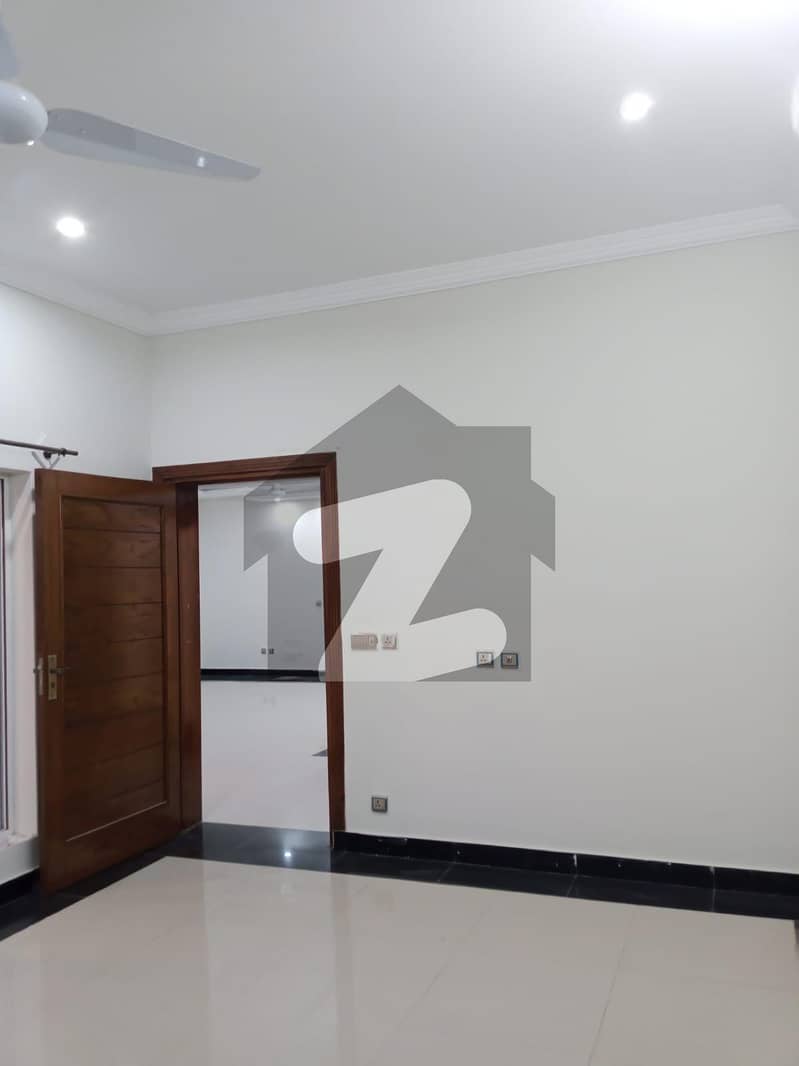 Upper Portion For Rent Upper Portion For Rent