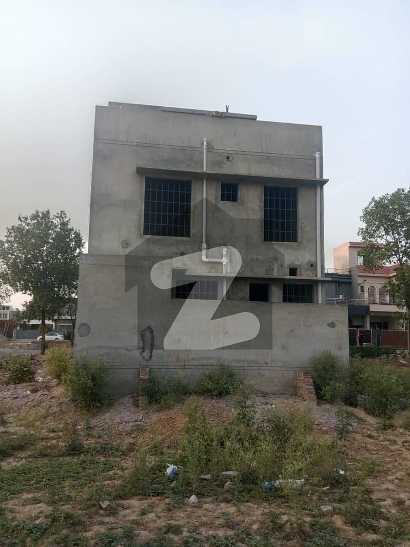 KHAYBAN E AMEEN FIVE MARLA GREY STRUCTURE IS AVAILABLE FOR AALE KHAYBAN E AMEEN FIVE MARLA GREY STRUCTURE IS AVAILABLE FOR AALE