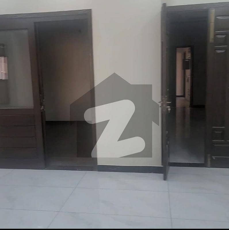 Looking For A Prime Location Office In Shahra-e-Faisal Looking For A Prime Location Office In Shahra-e-Faisal