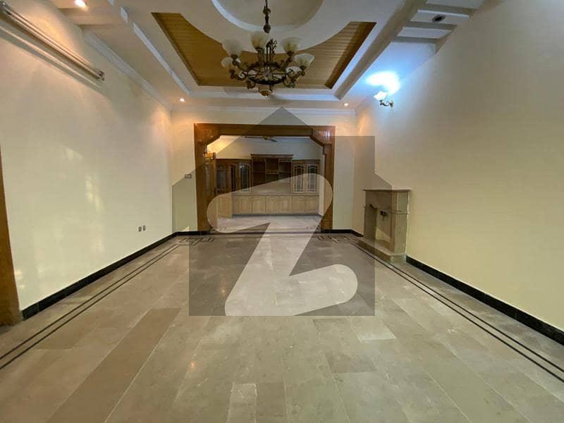 UPPER PORTION IS AVAILABLE FOR RENT IN I-8 ISLAMABAD. UPPER PORTION IS AVAILABLE FOR RENT IN I-8 ISLAMABAD.