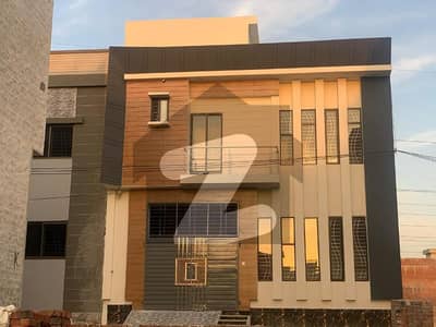 علامہ اقبال ٹاؤن گوجرانوالہ میں 5 کمروں کا 4 مرلہ مکان 1.45 کروڑ میں برائے فروخت۔