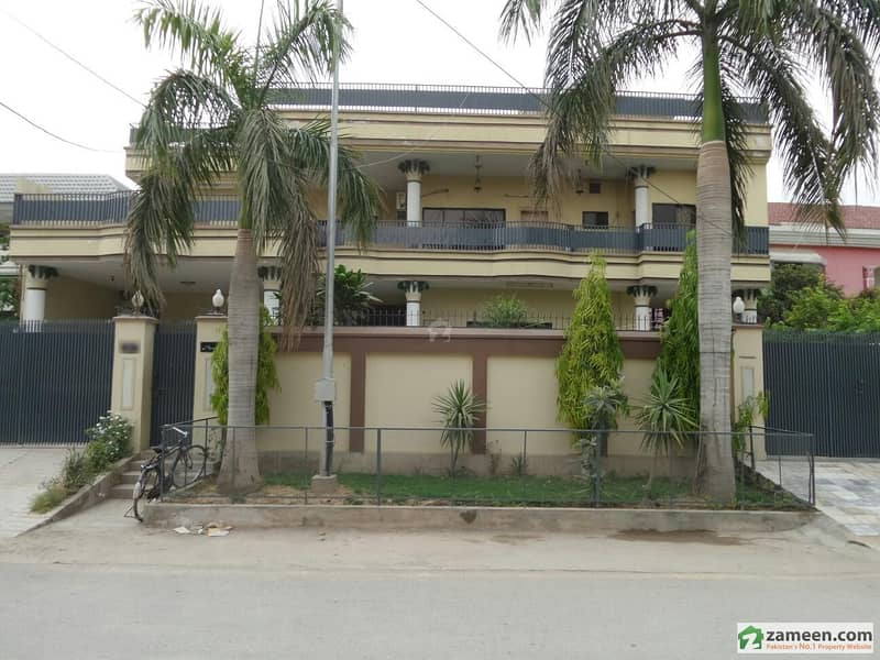House For Sale In New Shami Road