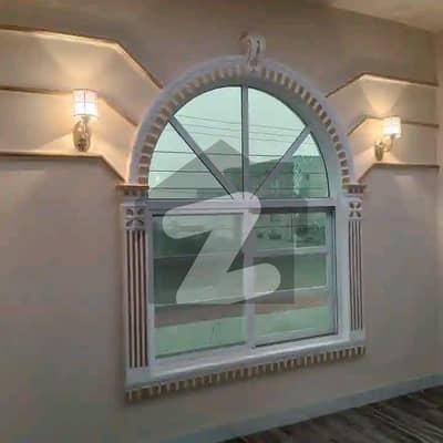 10 MARLA HOUSE FOR SALE IN SUKH CHAYN GARDEN NEAR BAHRIA TOWN LAHORE