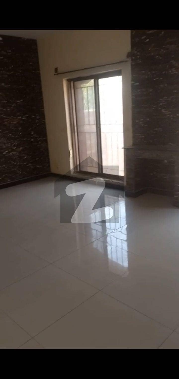 عسکری 10 راولپنڈی میں 2 کمروں کا 10 مرلہ بالائی پورشن 65.0 ہزار میں کرایہ پر دستیاب ہے۔ عسکری 10 راولپنڈی میں 2 کمروں کا 10 مرلہ بالائی پورشن 65.0 ہزار میں کرایہ پر دستیاب ہے۔