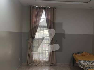 Ground floor available for rent in G 9