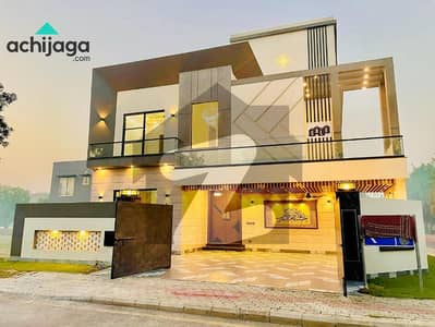 10 Marla House for Sale in Jasmine Block Bahria Town Lahore
