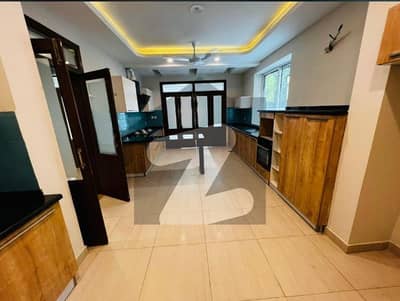 In F-7/2 666 Square Yards House For rent