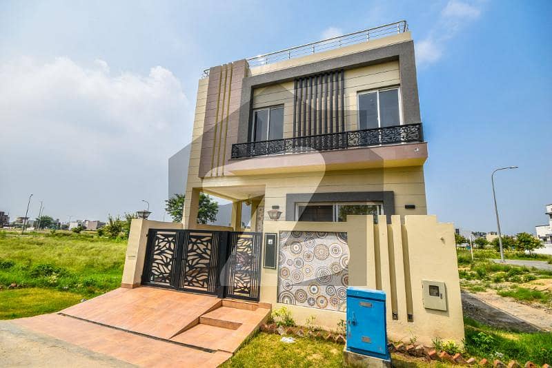 5 MARLA MODERN HOUSE FOR RENT 5 MARLA MODERN HOUSE FOR RENT