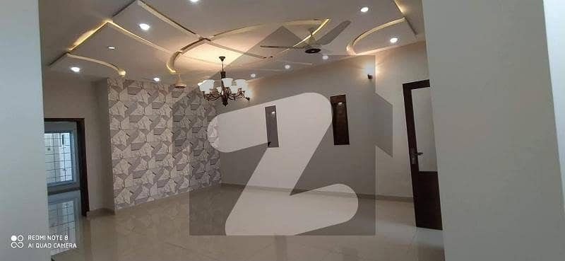 بحریہ ٹاؤن فیز 8 بحریہ ٹاؤن راولپنڈی,راولپنڈی میں 5 کمروں کا 10 مرلہ مکان 2.8 کروڑ میں برائے فروخت۔ بحریہ ٹاؤن فیز 8 بحریہ ٹاؤن راولپنڈی,راولپنڈی میں 5 کمروں کا 10 مرلہ مکان 2.8 کروڑ میں برائے فروخت۔