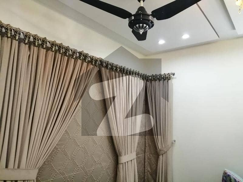 کینال گارڈن ۔ بلاک سی کینال گارڈن,لاہور میں 4 کمروں کا 10 مرلہ مکان 1.05 لاکھ میں کرایہ پر دستیاب ہے۔ کینال گارڈن ۔ بلاک سی کینال گارڈن,لاہور میں 4 کمروں کا 10 مرلہ مکان 1.05 لاکھ میں کرایہ پر دستیاب ہے۔