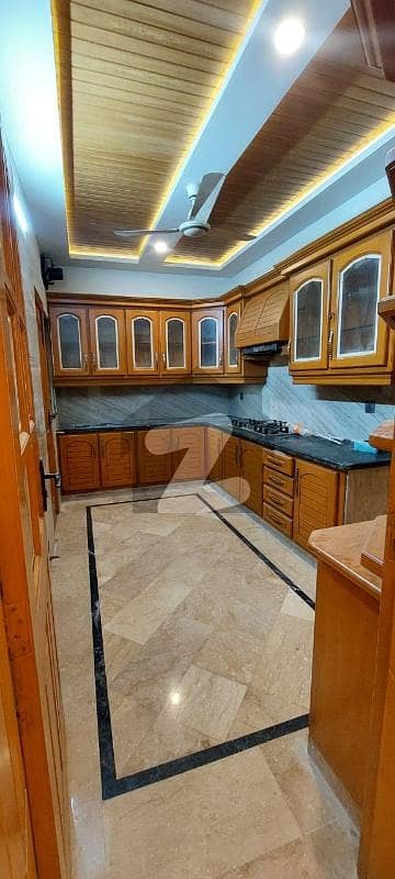 35x70 Ground Portion For Rent In G-13