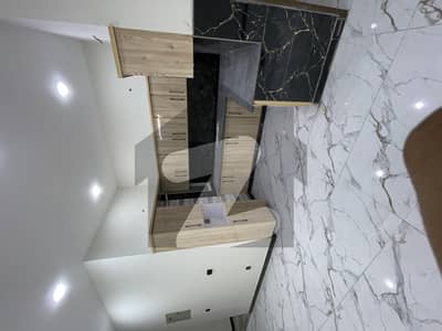 3 BED DRAWING BRAND NEW PORTION FOR RENT