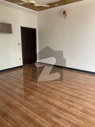 1 Kanal Ideal Location Houses Are Available For Rent In B-17 1 Kanal Ideal Location Houses Are Available For Rent In B-17