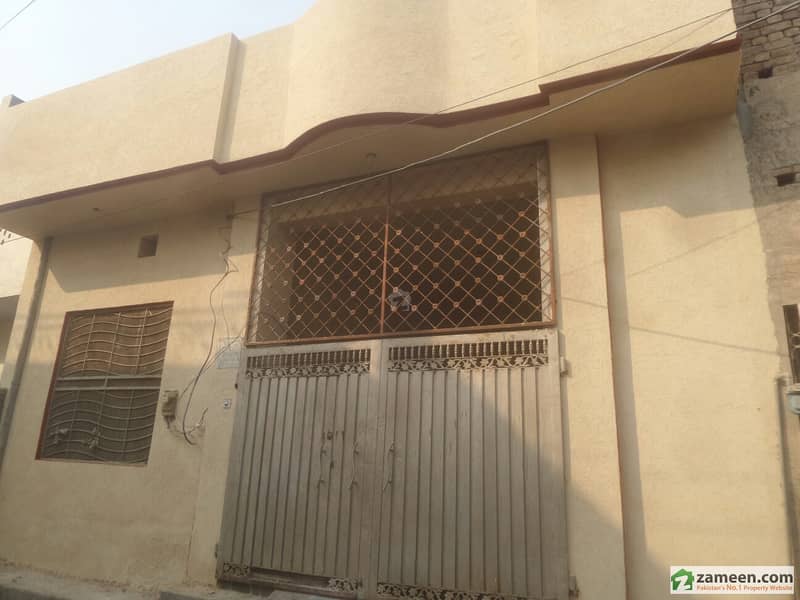 2 Bedrooms 5 Marla House For Sale