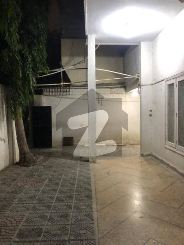 400 sq PORTION FOR RENT 400 sq PORTION FOR RENT
