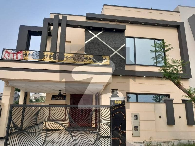 A Luxurious Double Storey House A Luxurious Double Storey House