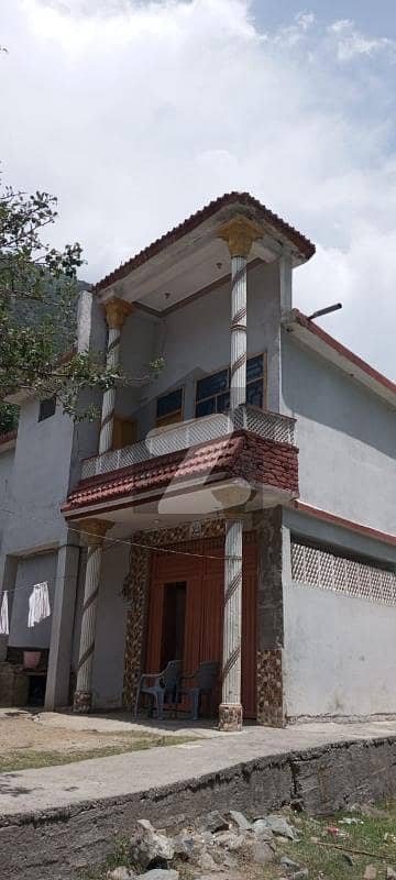 بحرین روڈ سوات میں 5 کمروں کا 1 کنال مکان 6.5 کروڑ میں برائے فروخت۔