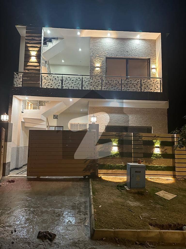 گریس لینڈ ہائوسنگ اسلام آباد میں 4 کمروں کا 5 مرلہ مکان 95.0 لاکھ میں برائے فروخت۔ گریس لینڈ ہائوسنگ اسلام آباد میں 4 کمروں کا 5 مرلہ مکان 95.0 لاکھ میں برائے فروخت۔