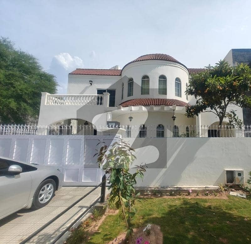D-12 40x80 House For Urgent Sale D-12 40x80 House For Urgent Sale