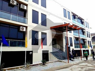 چونگی نمبر 9 ملتان میں 13 مرلہ کمرشل پلاٹ 1.6 کروڑ میں برائے فروخت۔
