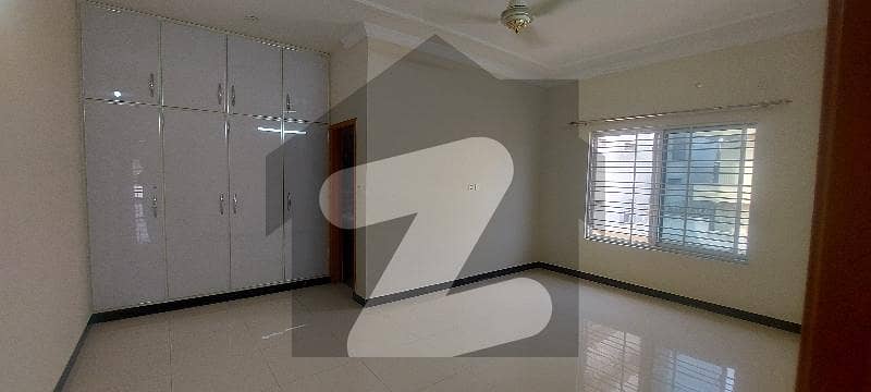 1 Kanal New Condition Upper Portion For Rent 1 Kanal New Condition Upper Portion For Rent