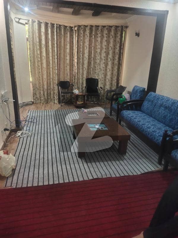 Beautiful Unfurnished Apartment For Rent In G11 Beautiful Unfurnished Apartment For Rent In G11