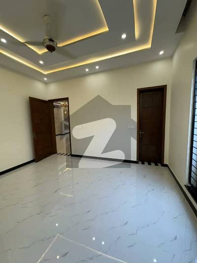 Luxurious 10 Marla House For Sale In Prime Location Of Gulberg Residencia Islamabad