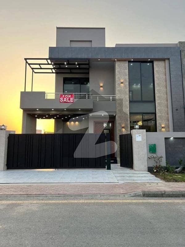 ٹاپ سٹی 1 اسلام آباد میں 5 کمروں کا 10 مرلہ مکان 3.8 کروڑ میں برائے فروخت۔ ٹاپ سٹی 1 اسلام آباد میں 5 کمروں کا 10 مرلہ مکان 3.8 کروڑ میں برائے فروخت۔