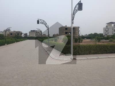 200 ZQ YARD CORNER PLOT FOR SALE GOLF CLUB AL JADEED