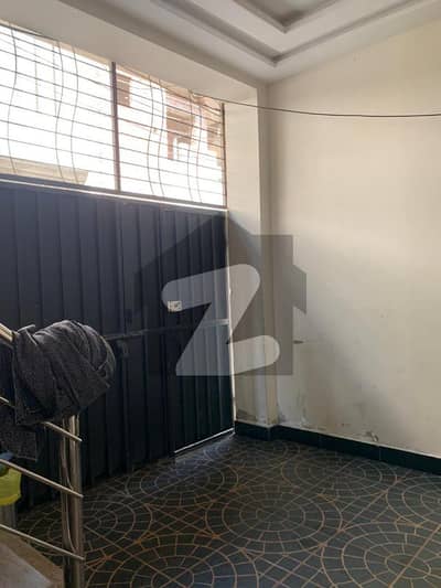 کینال بینک ہاؤسنگ سکیم لاہور میں 3 کمروں کا 3 مرلہ مکان 1.25 کروڑ میں برائے فروخت۔