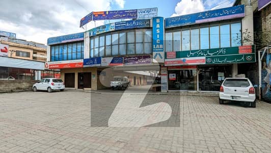 PRIME COMMERCIAL SPACE FOR RENT (SHOPS)