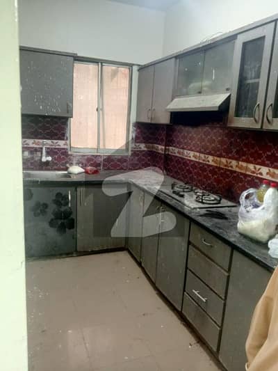 GROUND FLOOR FLAT 2 BED DRAWING LOUNGE FOR SALE