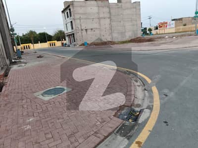 204 چک روڈ فیصل آباد میں 6 مرلہ کمرشل پلاٹ 6.0 لاکھ میں کرایہ پر دستیاب ہے۔