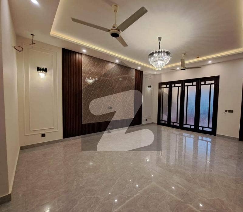 5 Marla Double Storey Full Ready To Move Location Very Hot With 5 Bed Room With Attached Washroom 5 Marla Double Storey Full Ready To Move Location Very Hot With 5 Bed Room With Attached Washroom