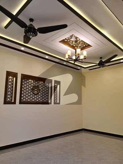 A BEAUTIFUL HOUSE DEPEND ON 5 MARLA DOUBLE STORY IN GREEN LAND HOUSING SOCIETY
