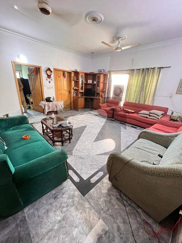 فیصل ٹاؤن ۔ بلاک سی فیصل ٹاؤن,لاہور میں 4 کمروں کا 10 مرلہ مکان 4.1 کروڑ میں برائے فروخت۔ فیصل ٹاؤن ۔ بلاک سی فیصل ٹاؤن,لاہور میں 4 کمروں کا 10 مرلہ مکان 4.1 کروڑ میں برائے فروخت۔