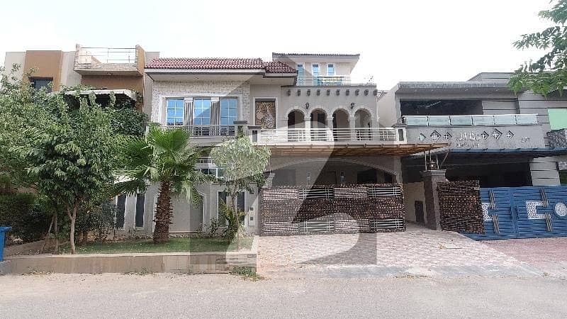 Brand New 2800 Square Feet House For Sale In Media Town - Block C Rawalpindi Brand New 2800 Square Feet House For Sale In Media Town - Block C Rawalpindi