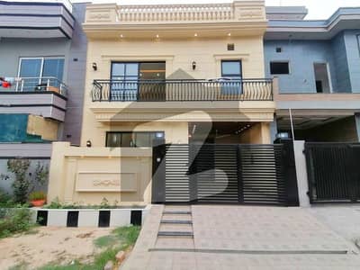 End Your Search For Prime Location House Here And sale Now