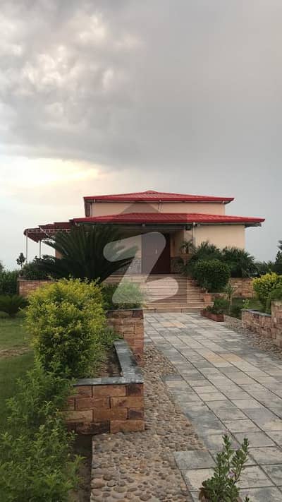 چکری راولپنڈی میں 4 کمروں کا 83 کنال فارم ہاؤس 20.0 کروڑ میں برائے فروخت۔
