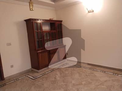 ای ۔ 11/2 ای ۔ 11,اسلام آباد میں 3 کمروں کا 12 مرلہ زیریں پورشن 85.0 ہزار میں کرایہ پر دستیاب ہے۔