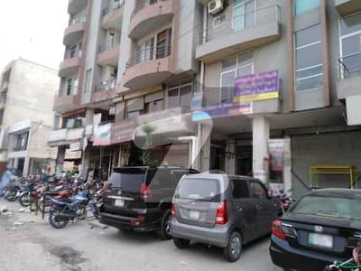 475 Square Feet Flat In Beautiful Location Of Johar Town Phase 2 - Block H3 In Lahore