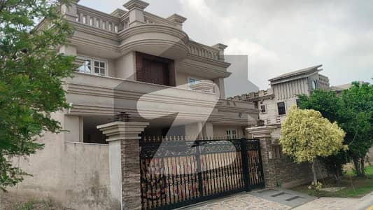 1 Kanal Beautiful House Available For Rent In Park View City Lahore